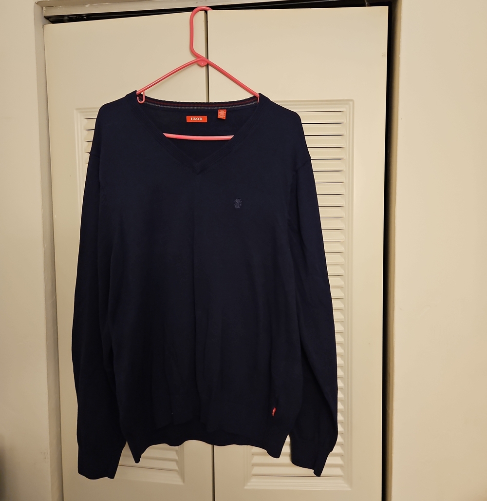 Izod Men's Navy V-Neck Pullover Sweater
